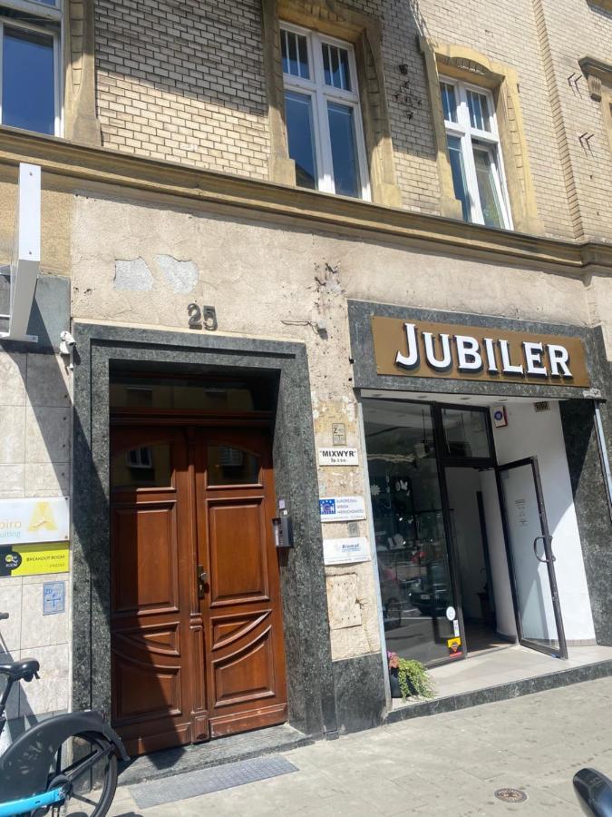 Apartmán Przytulna Kawalerka 10Min Pieszo Od Dworca/Galerii Katovice Exteriér fotografie